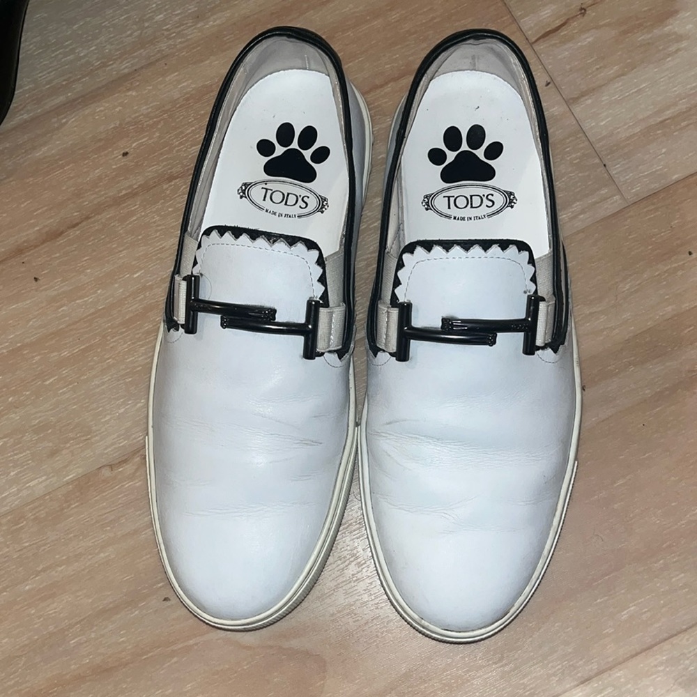 Men’s size 7 Tods canvas/loafer shoes